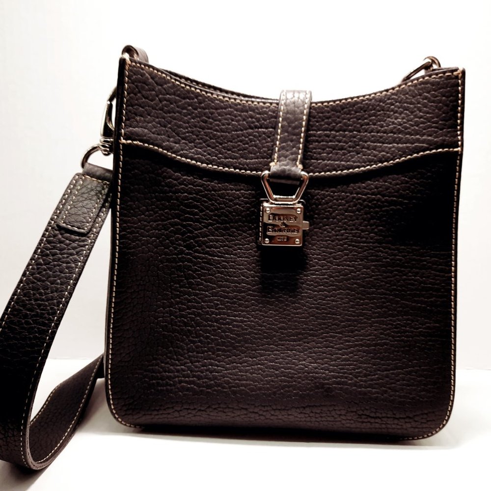 Classic Leather Dooney & Bourke Purse
